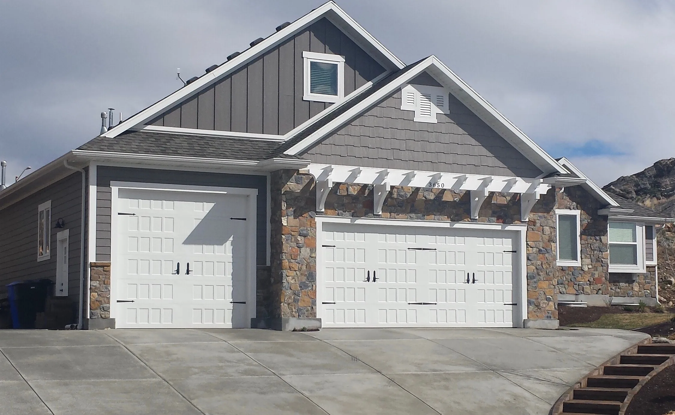 garage door, home, white, new